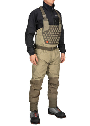 As shown in the image of the Simms Flyweight Stockingfoot waders the fit is both comfortable and stylish for a wader