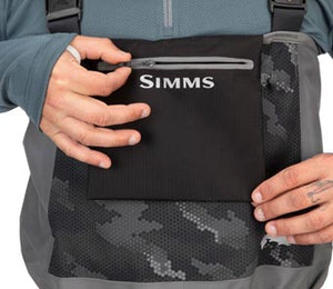 Flip out zippered secure pocket for essentials at the ready in Simms Classic wader at the ready