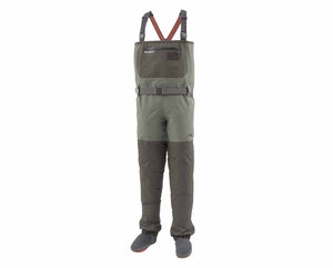Simms Freestone Stockingfoot Waders have articulated patterning combined with center-leg seam construction offer the ultimate in fit and comfort